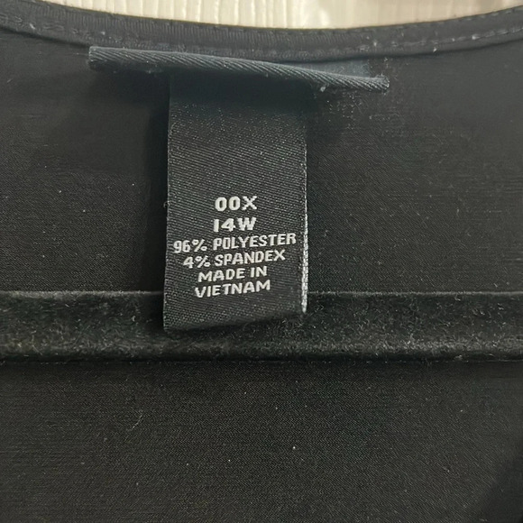 Maggie Barnes black top 00x/14w - Picture 2 of 5